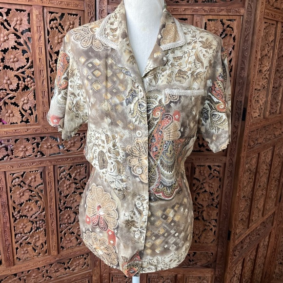 Vintage Paisley Floral Printed Button Down Blouse with Crochet Trim Boho Western - Picture 5 of 12